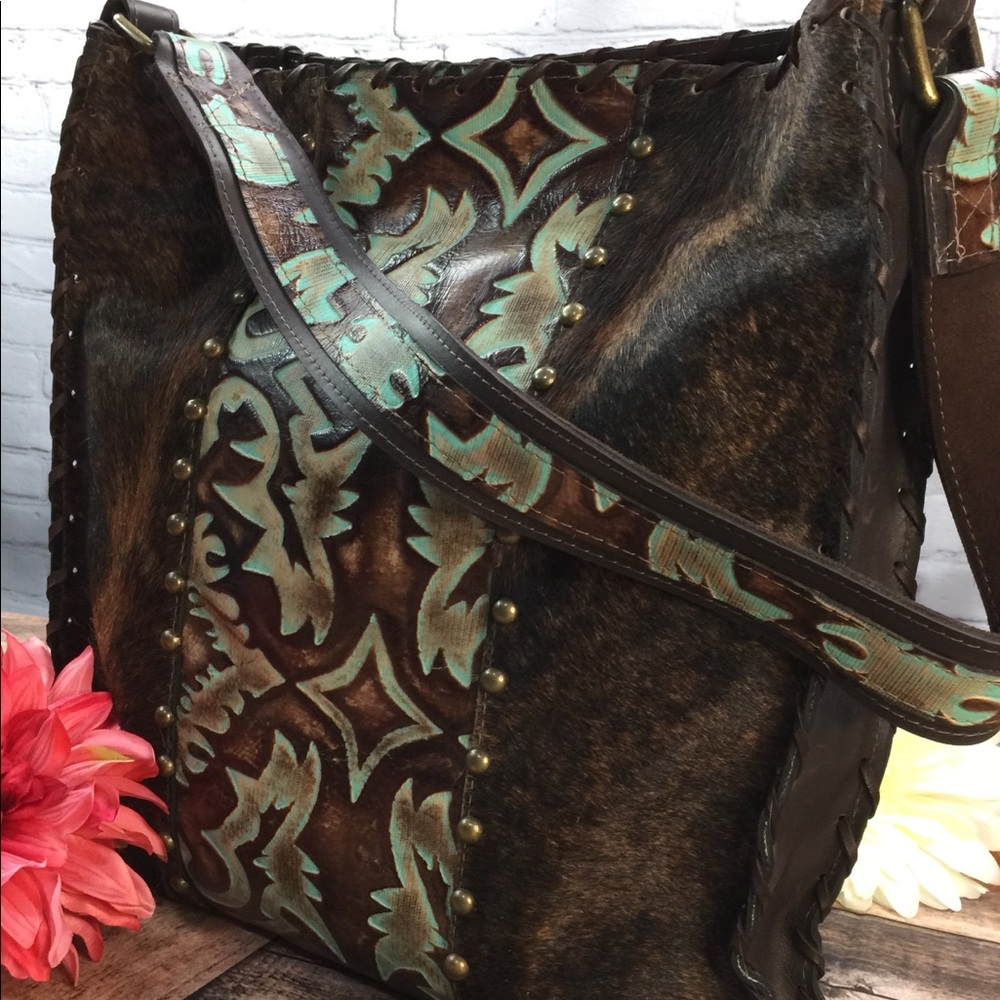 🆕❤️Cripple Creek Embossed Leather Handbag Turq